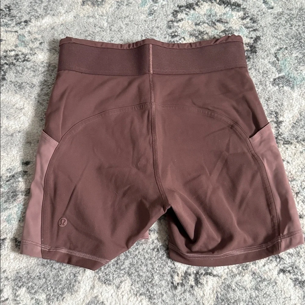 lululemon athletica excellent size